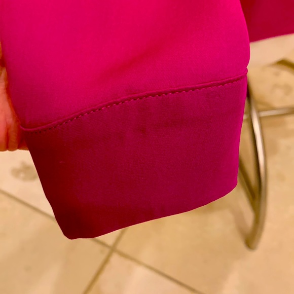 ARTELIER BY NICOLE MILLER WOMENS SIZE SMALL HOT PINK SILK COLD SHOULDER BLOUSE - Picture 5 of 9